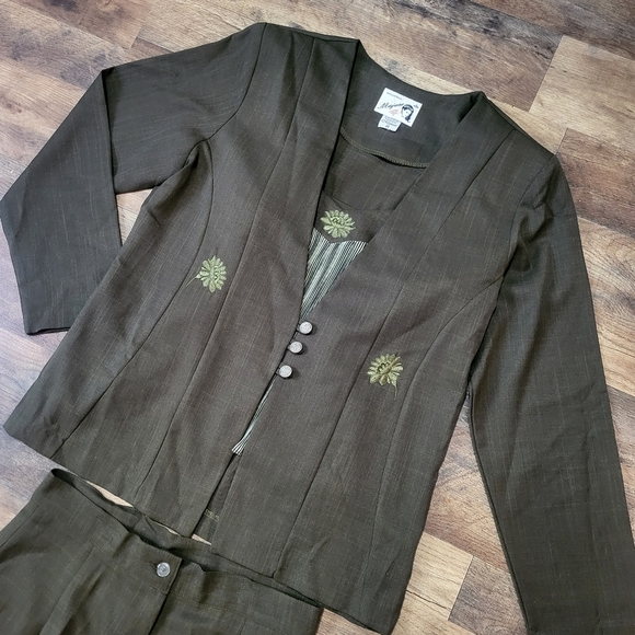 Vintage Majuar 3-Piece Ruched Tank Embroidered Blazer & Trouser Set Size 34 - Picture 2 of 16